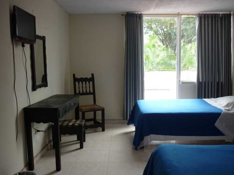 Hotel Calamo Plaza Pitalito Eksteriør bilde
