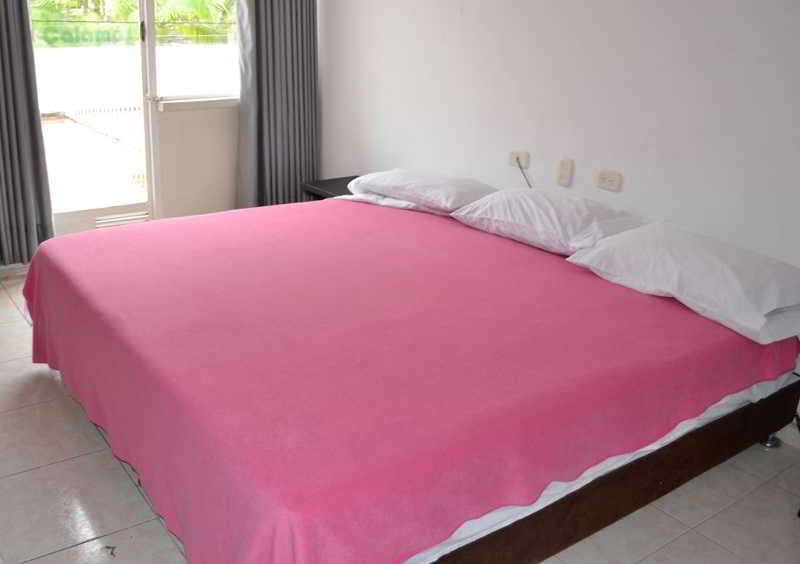 Hotel Calamo Plaza Pitalito Eksteriør bilde