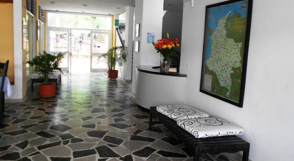 Hotel Calamo Plaza Pitalito Eksteriør bilde