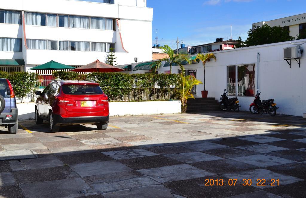 Hotel Calamo Plaza Pitalito Eksteriør bilde