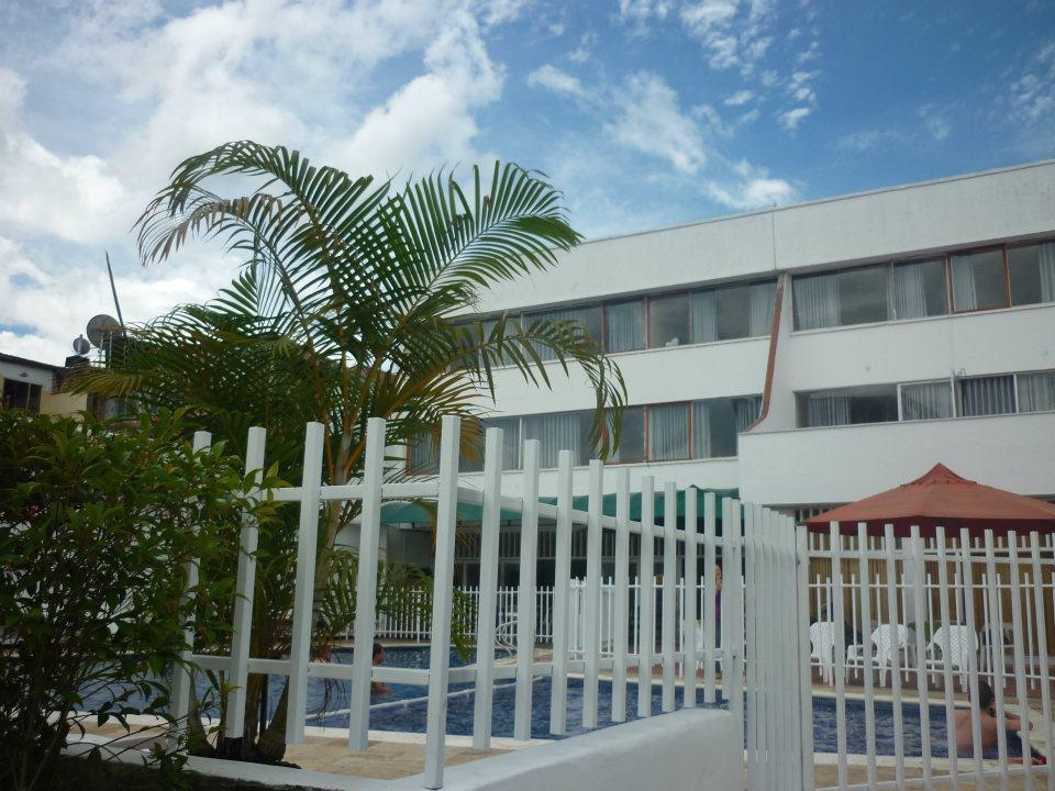 Hotel Calamo Plaza Pitalito Eksteriør bilde